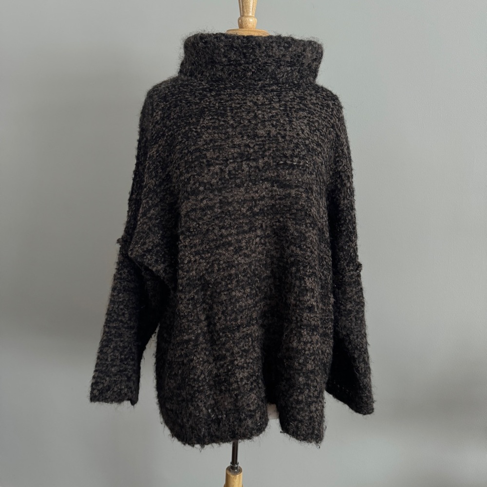 Free People She’s All That 89% Alpacha blend Mock Turtleneck Marbled Sweater - S
